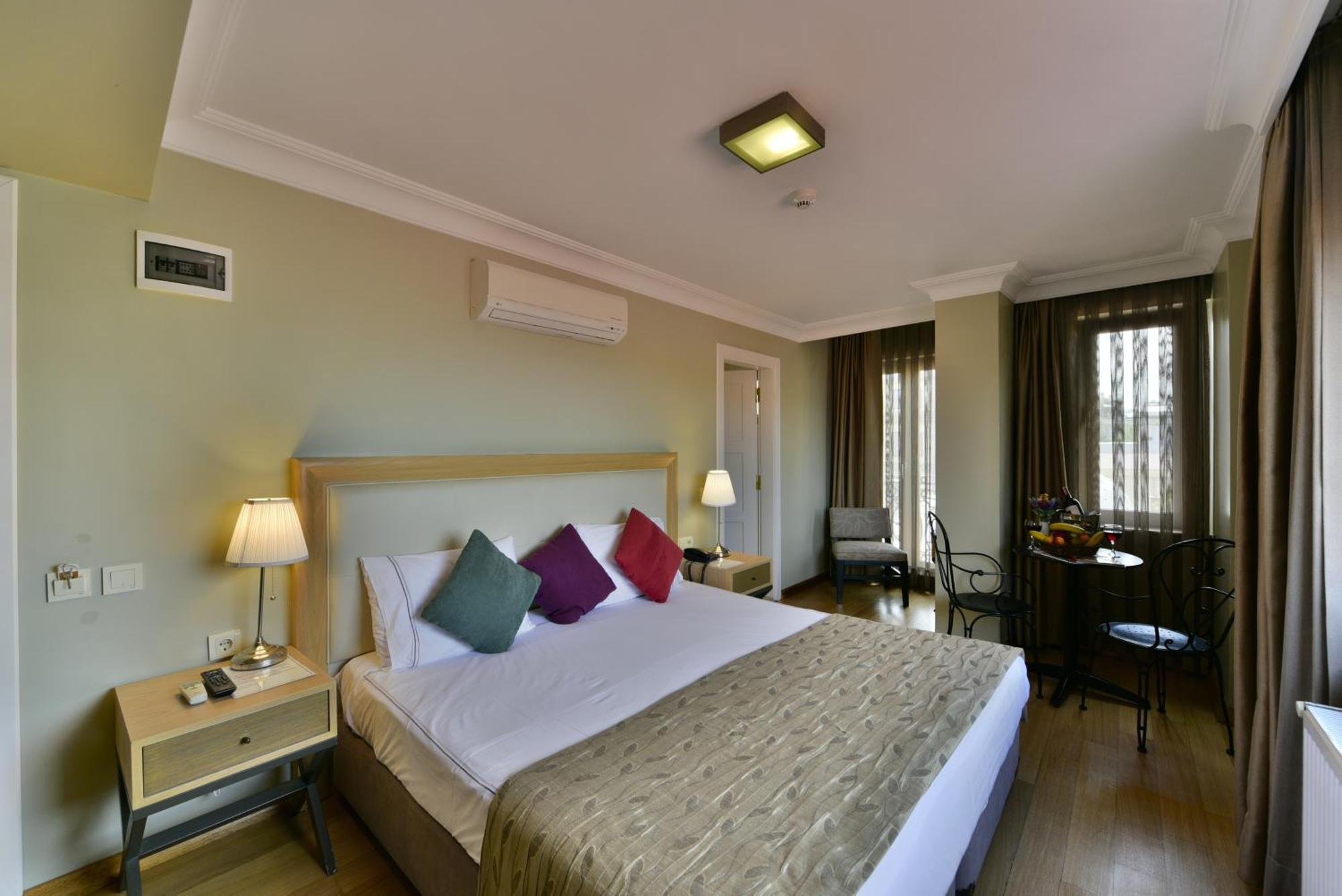 Agora Life Hotel - Special Class Istanbul Exterior foto